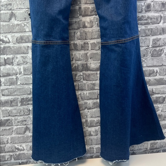 The‎ Rustic Rack Flared Blue Denim Jeans - Picture 5 of 8